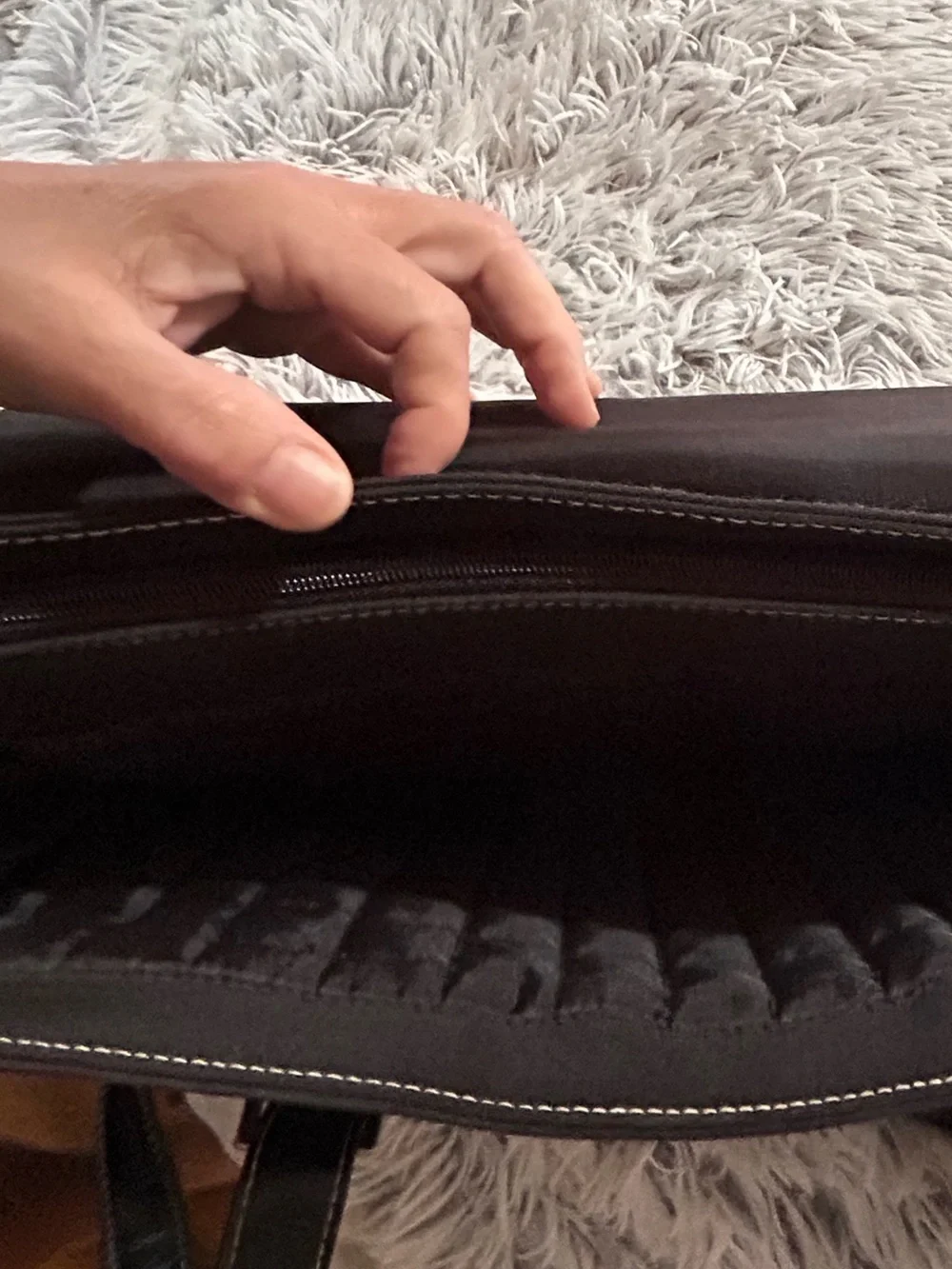 WORTHINGTON Women’s Black Faux Leather Laptop Business Bag.-Excellent Condition